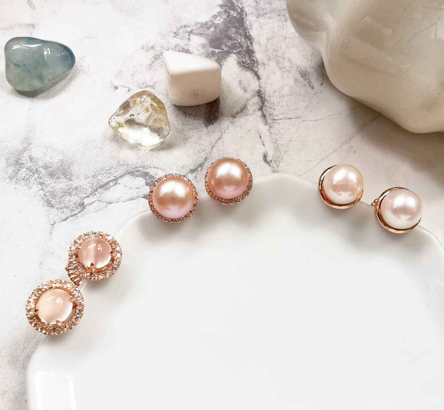 Personalized Gifts for Her under $200