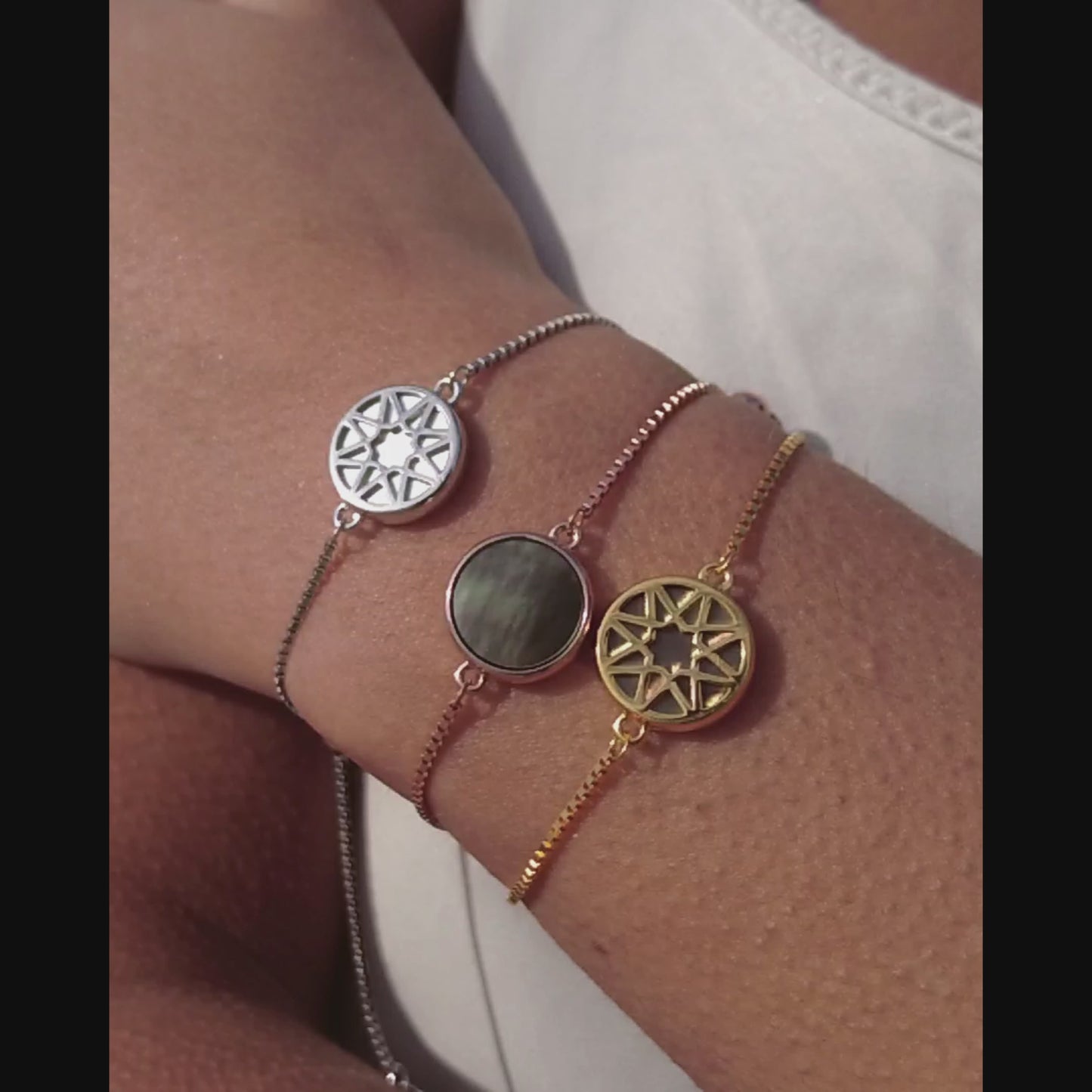 Grey Mother of Pearl Round Sliced Adjustable Bracelet