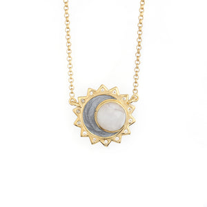 
                
                    Load image into Gallery viewer, Rainbow moonstone sun moon birthstone necklace sterling silver gold plated
                
            