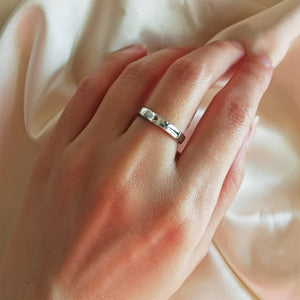 Elin White Topaz Oval Ring - Sterling Silver