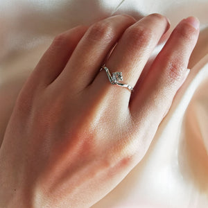 Reed White Topaz V Ring - Gold Plated