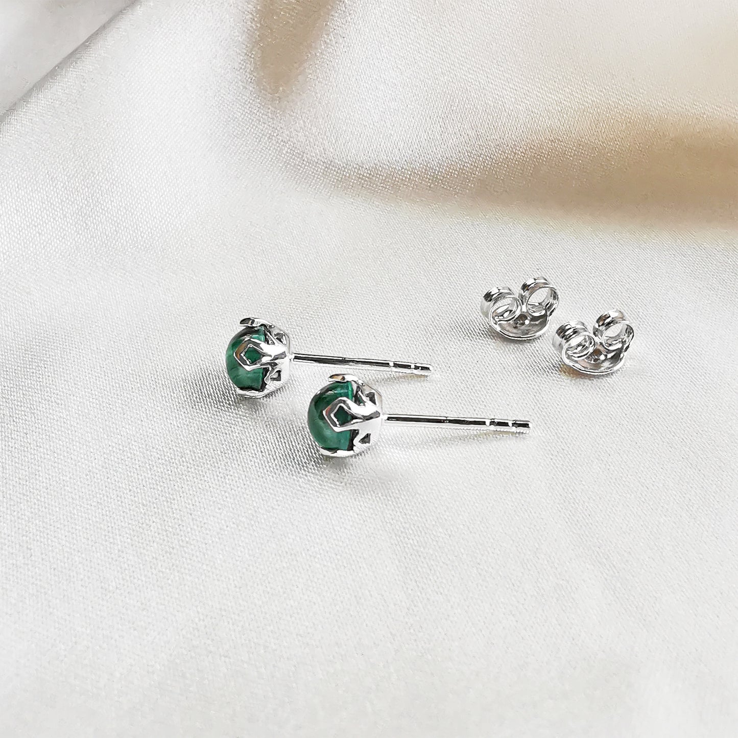 Rhodium plated Malachite Round Stud Earrings 