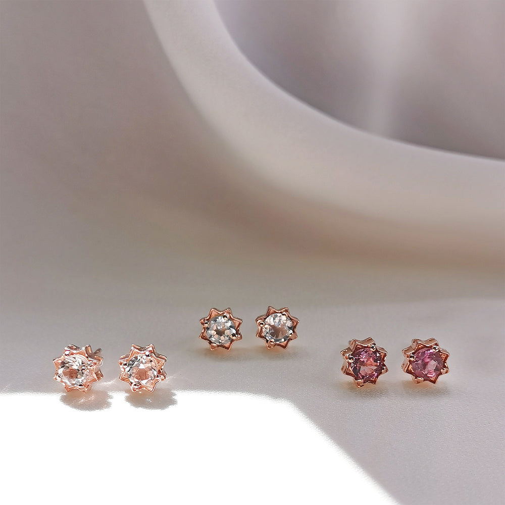 
                
                    Load image into Gallery viewer, 18K Rose Gold Vermeil Gemstone Petite Star Earrings
                
            