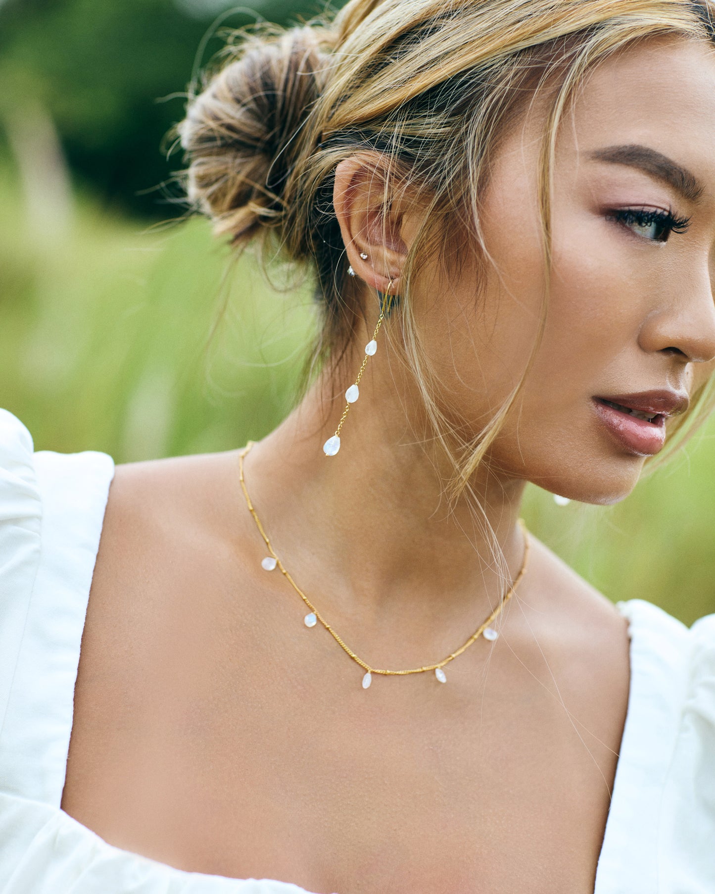 Rainbow moonstone droplet beaded necklace