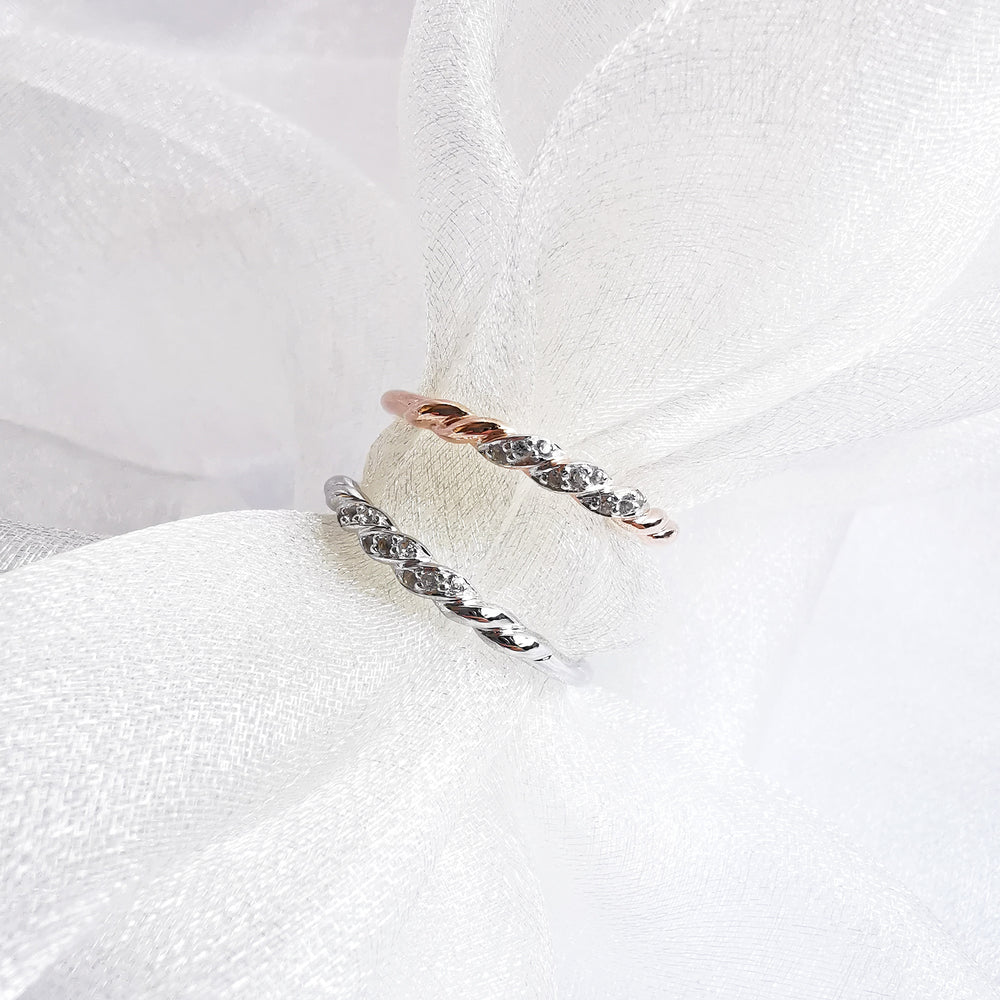 
                
                    Load image into Gallery viewer, 14K Rose Gold or Rhodium Twist Rope White Topaz Petite Ring
                
            