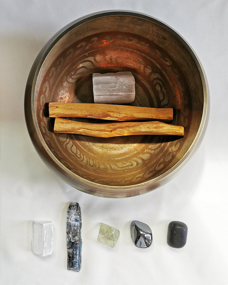 Ultimate Protection & Clearing Crystal Kit - Set of 6 Healing Crystals & Palo Santo
